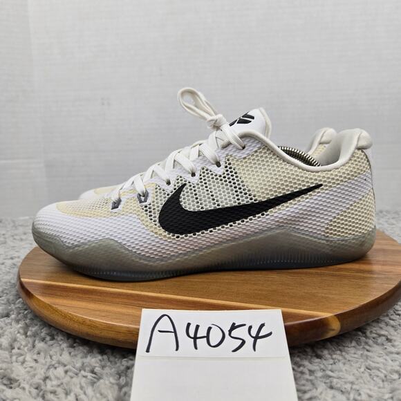 Nike Men 9 Kobe 11 EM Low Fundamental White Cool Grey Basketball Shoe 836183-100